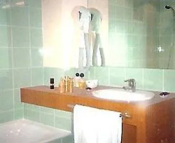 Hotel Hôtel du Continent Paris