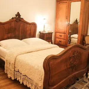 Chateau-gaillard Bed & Breakfast